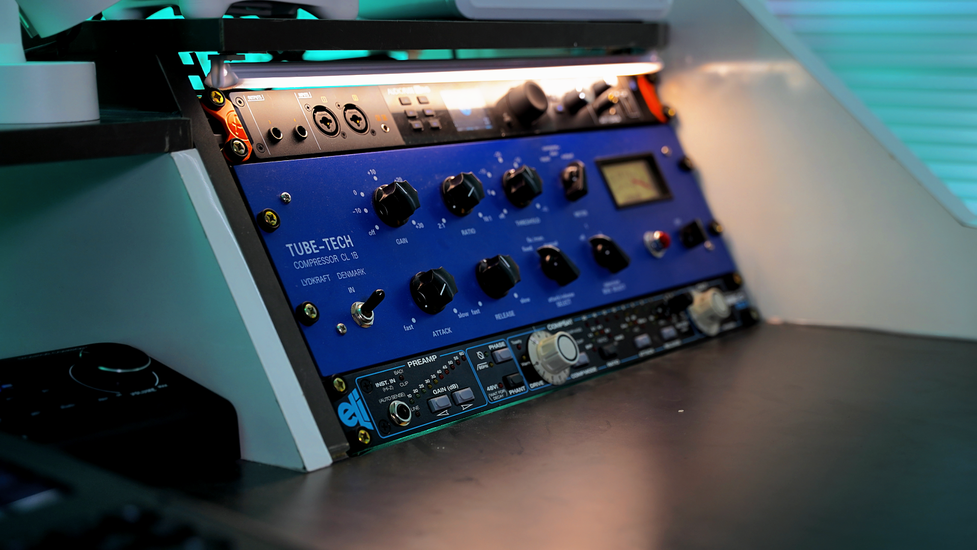 Phòng thu âm chuyên nghiệp