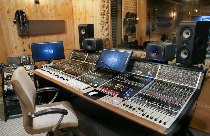 Thiết kế âm học cho phòng thu âm là nền tảng quan trọng cho một không gian âm thanh chuyên nghiệp