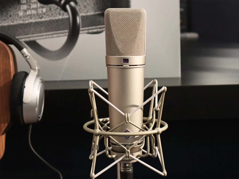 Neumann U87 micro ca hát chuyên nghiệp tại các phóng thu âm Phú Nhuận Neumann U87 micro ca hát chuyên nghiệp tại các phóng thu âm Phú Nhuận